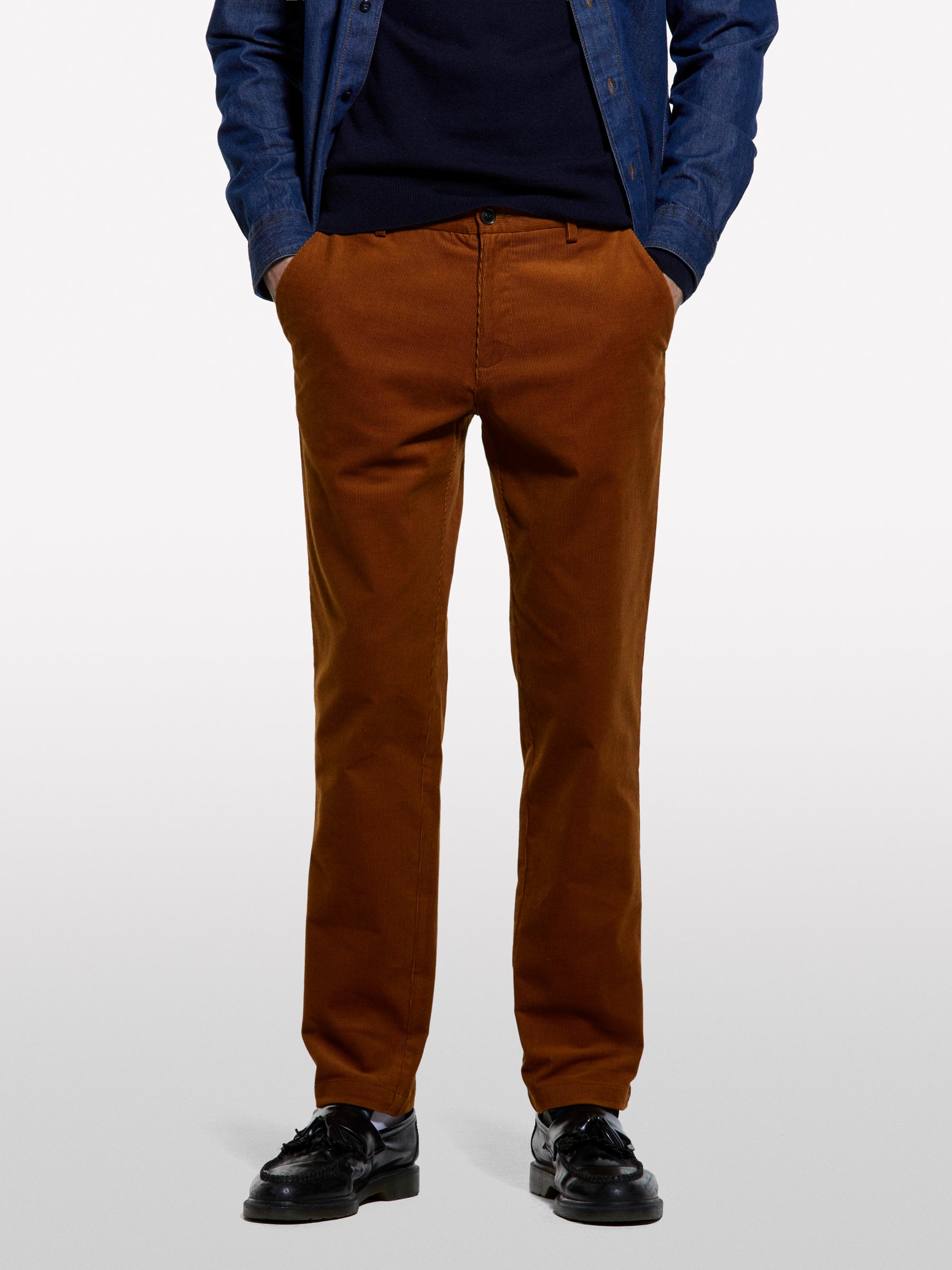 Chinos de veludo canelado - ucb_image_FY