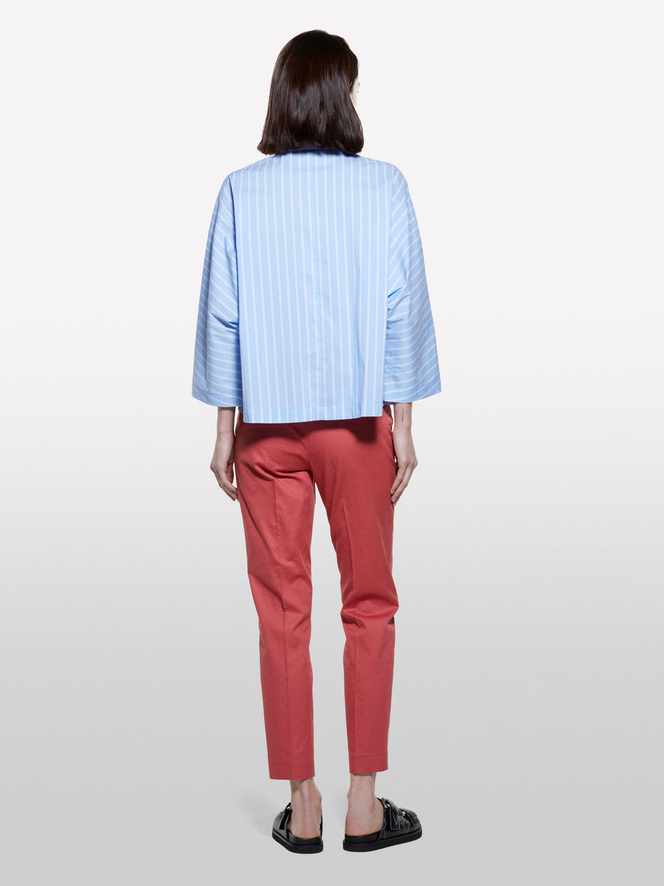 Camisa azul-claro às riscas - ucb_image_B