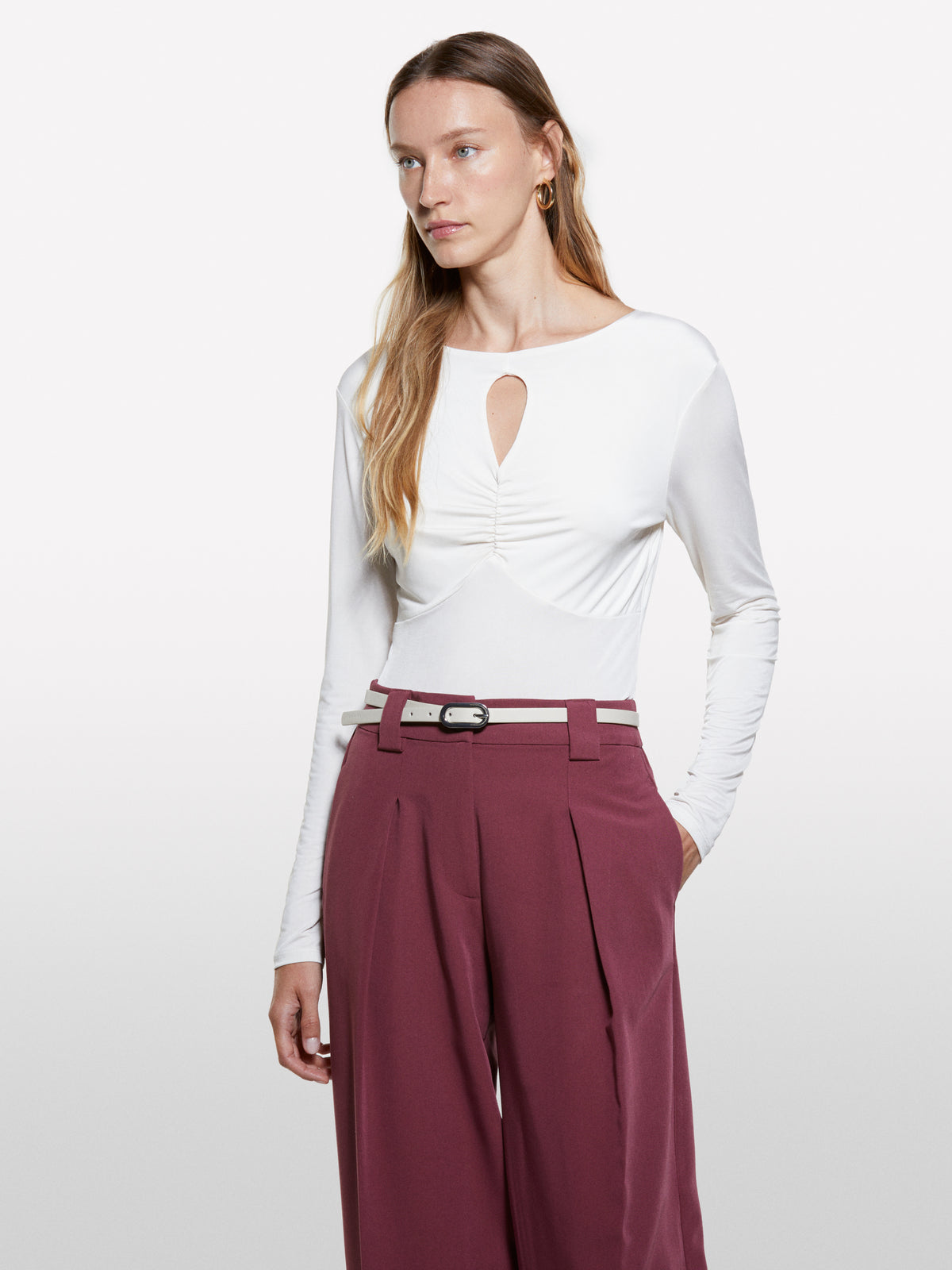 T-shirt branco nata com franzido - ucb_image_FY