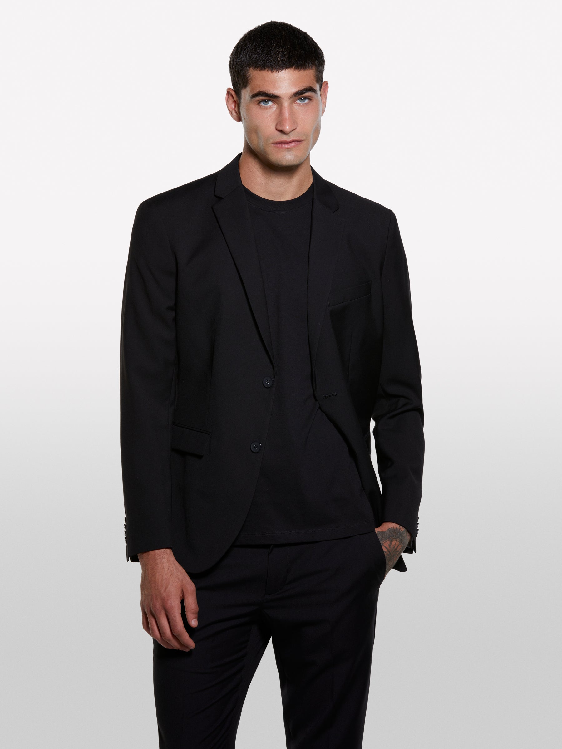 Blazer de alfaiatari preto - ucb_image_FY