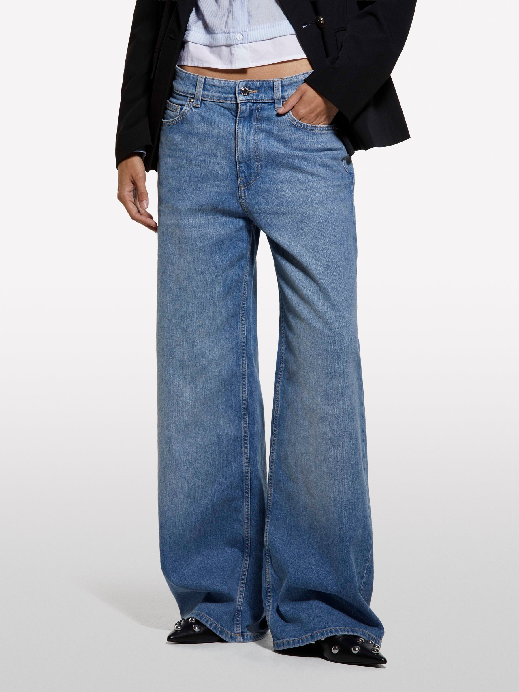 Jeans Style 72 wide fit - ucb_image_FY