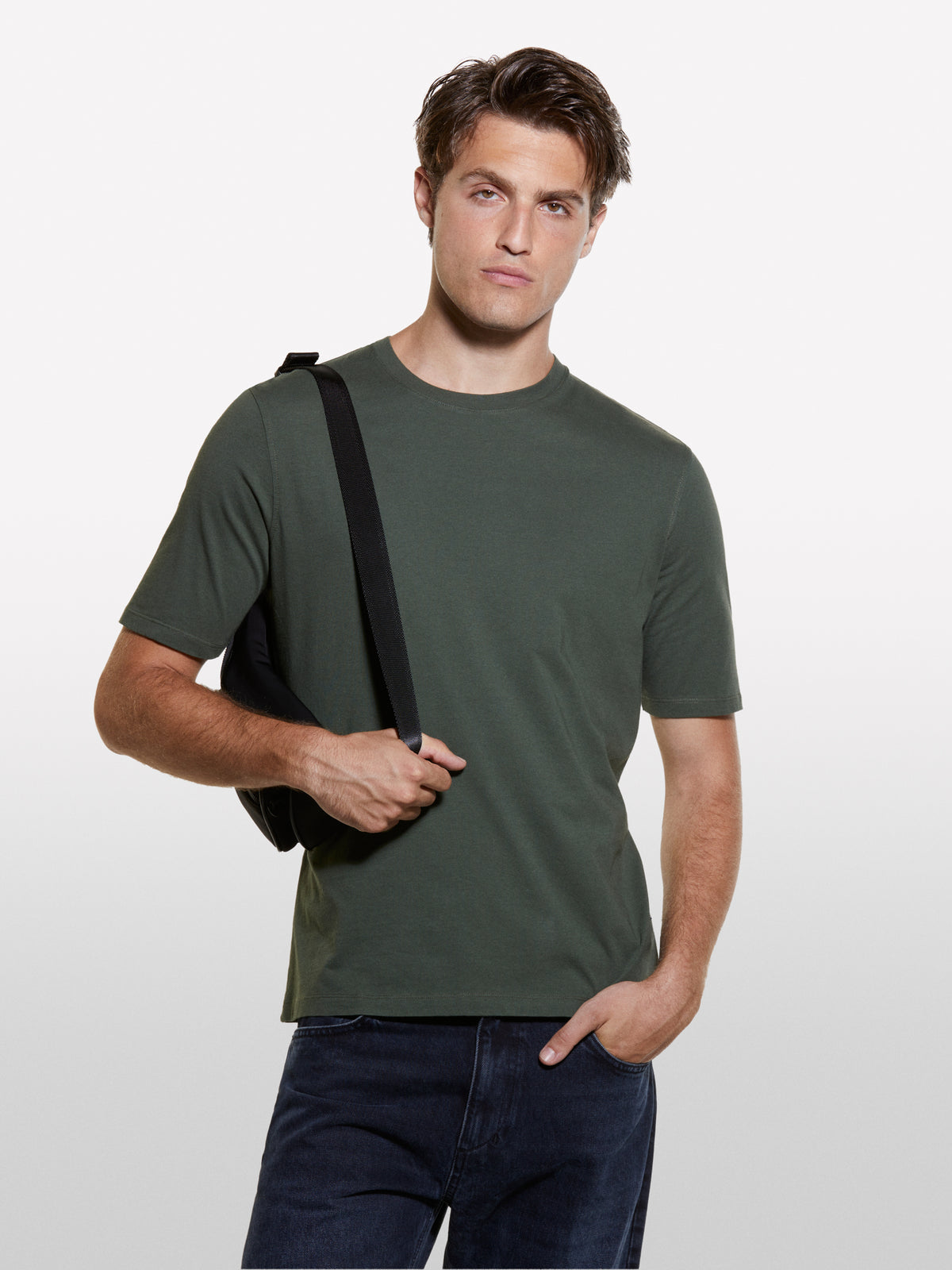 T-shirt verde militar de gola redonda 100% algodão orgânico - ucb_image_FY