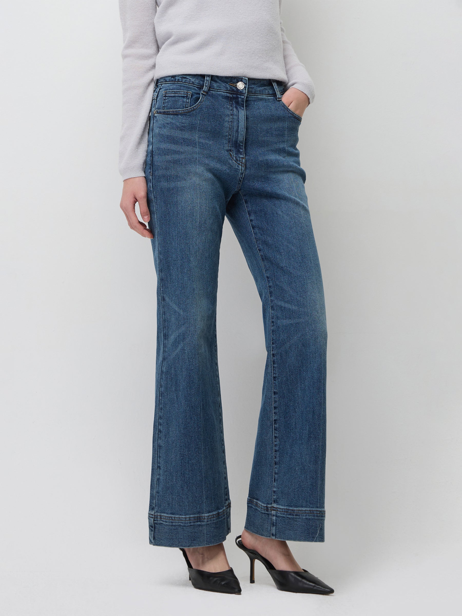 Jeans flare fit - ucb_image_F