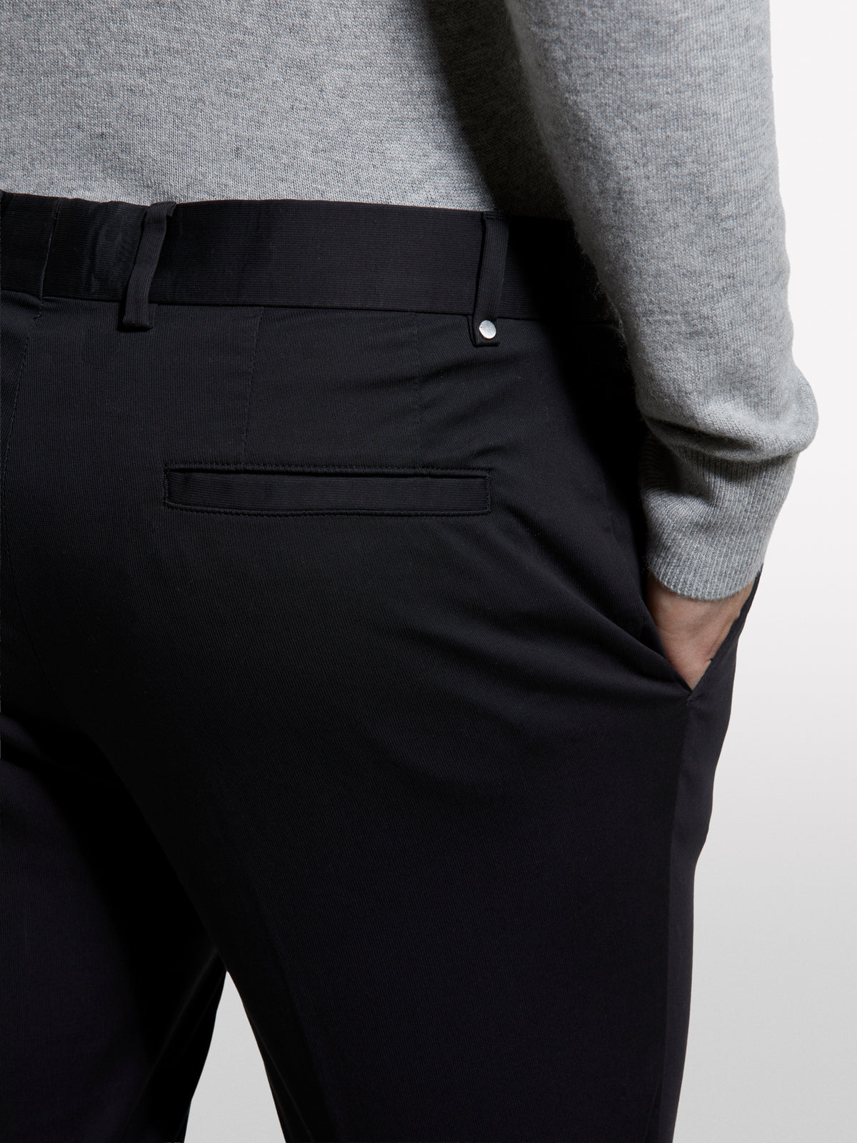 Calças slim comfort fit cinza-escuro - ucb_image_FY