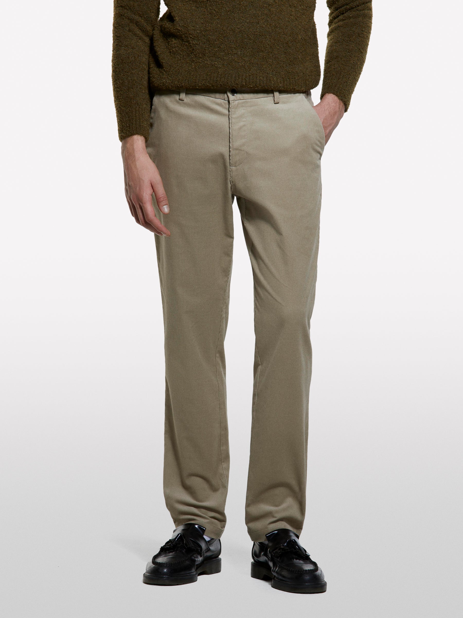 Chinos de veludo canelado - ucb_image_FY