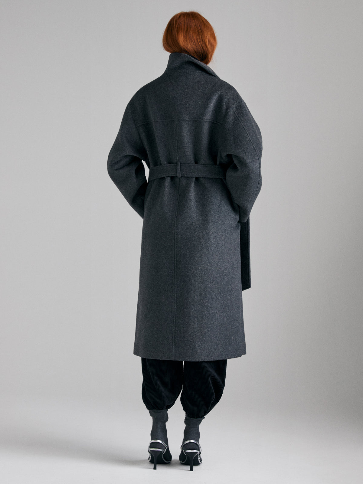Sobretudo relaxed fit com gola alta - ucb_image_B