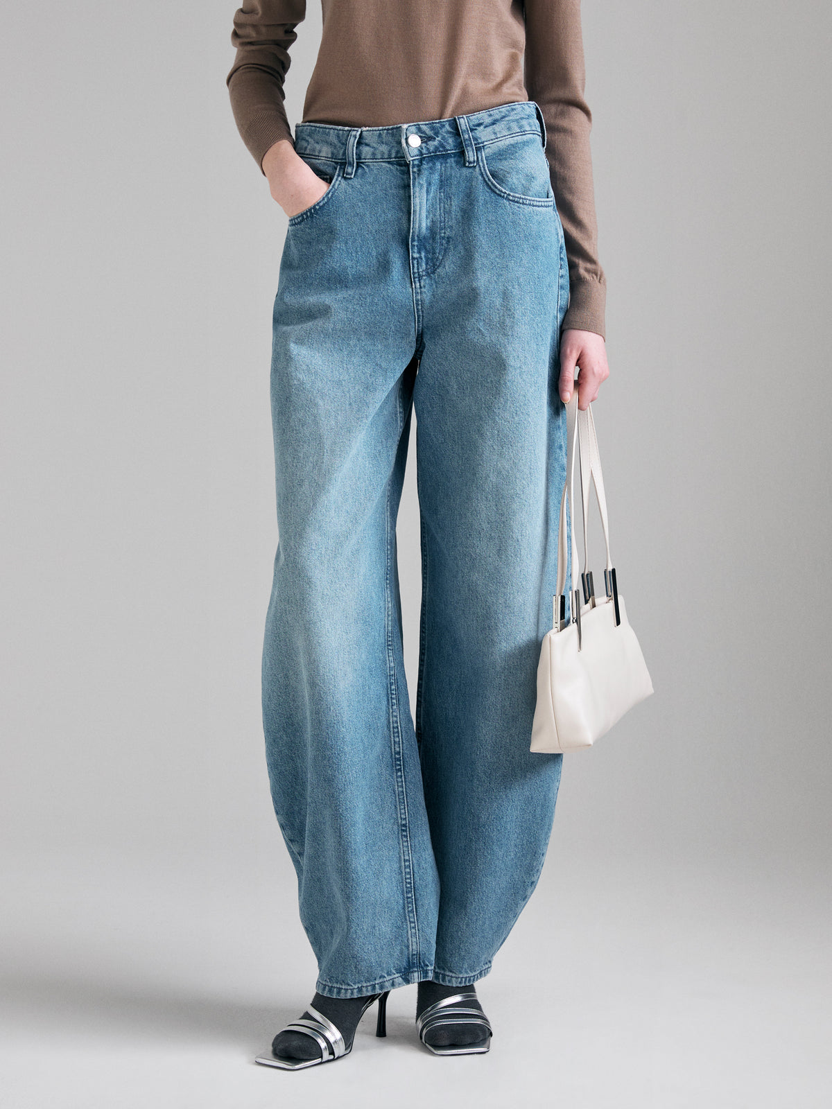 Jeans barrel fit a vita alta - ucb_image_FY