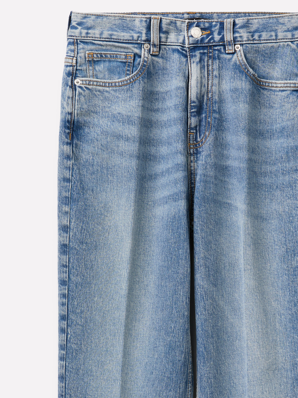 Jeans Style 68 mom fit  - ucb_image_DS1