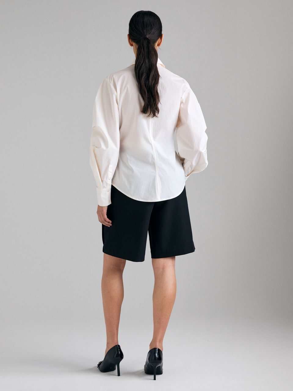 Camisa slim fit com pinças - ucb_image_B