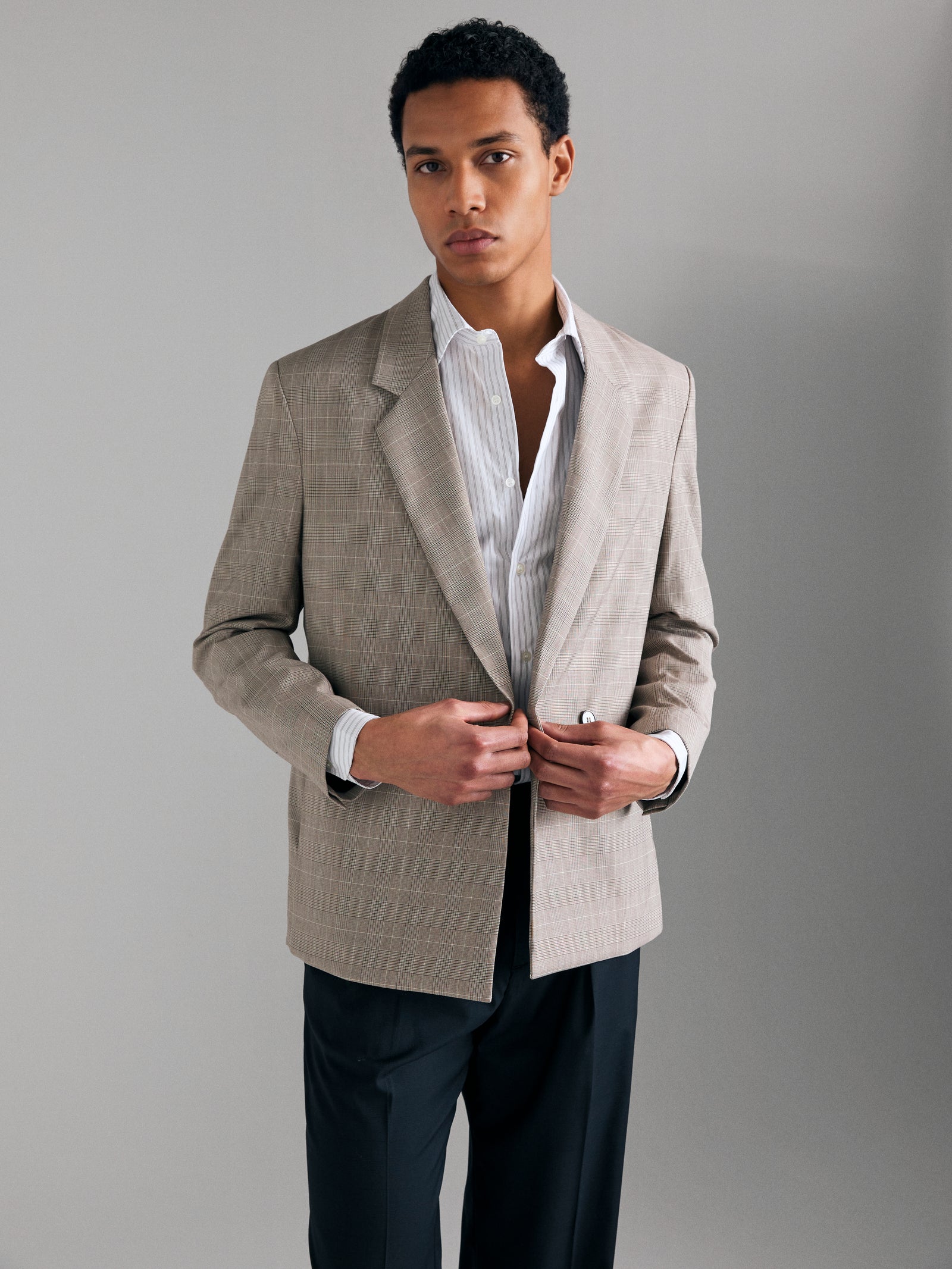 Double-breasted tailored blazer