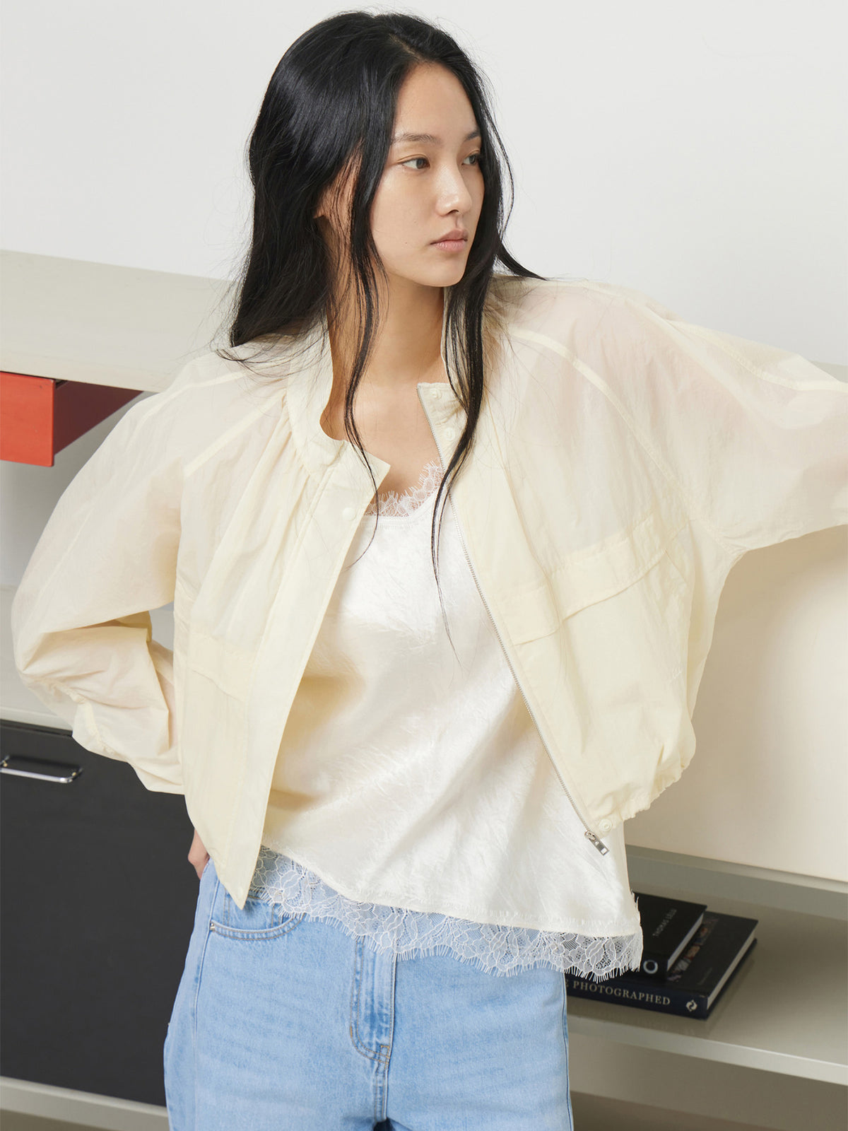 Asymmetrical top with lace