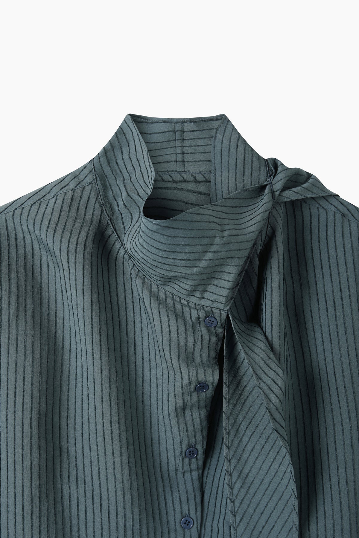 Blusa às riscas com laço - ucb_image_DS1
