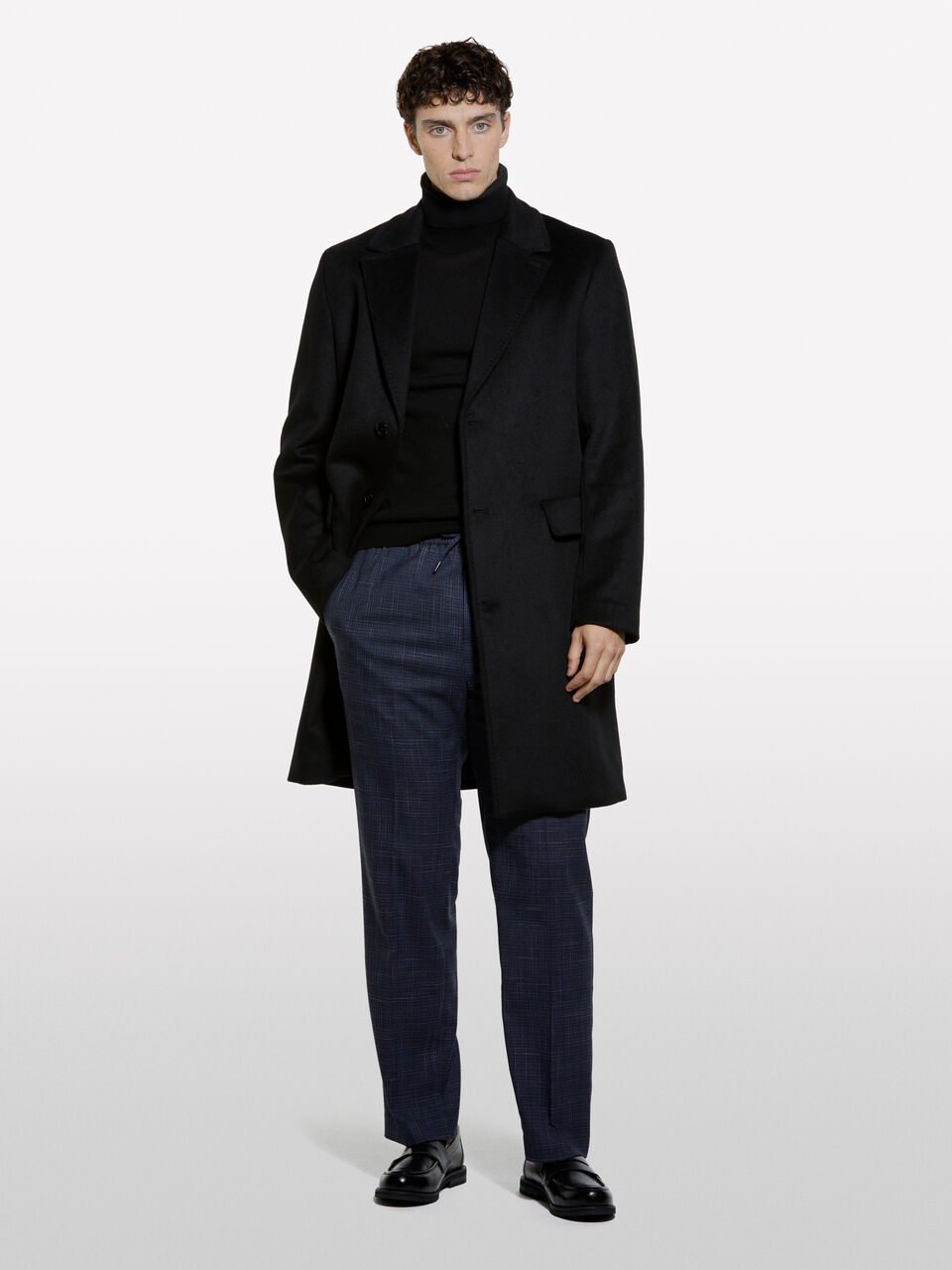 TURTLE NECK SWEATER Homem image number null