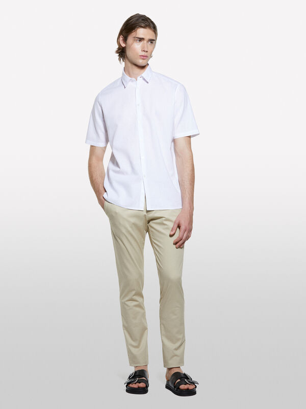 Calças chino areia slim fit - calças slim para homem | Sisley