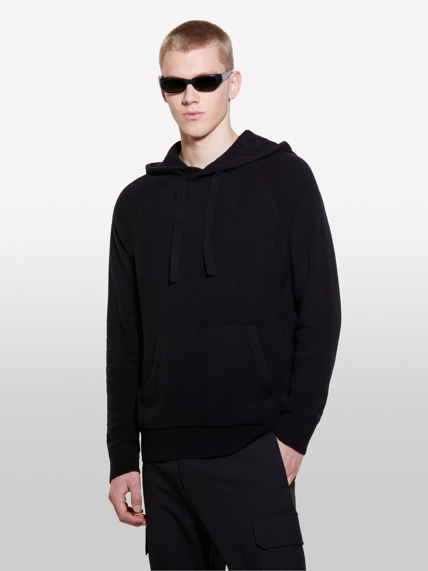 SWEATER W/HOOD Homem image number null