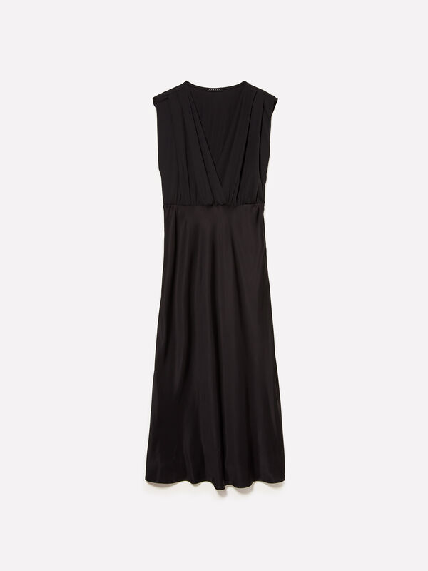 Vestido longuette preto - vestidos midi para mulher | Sisley