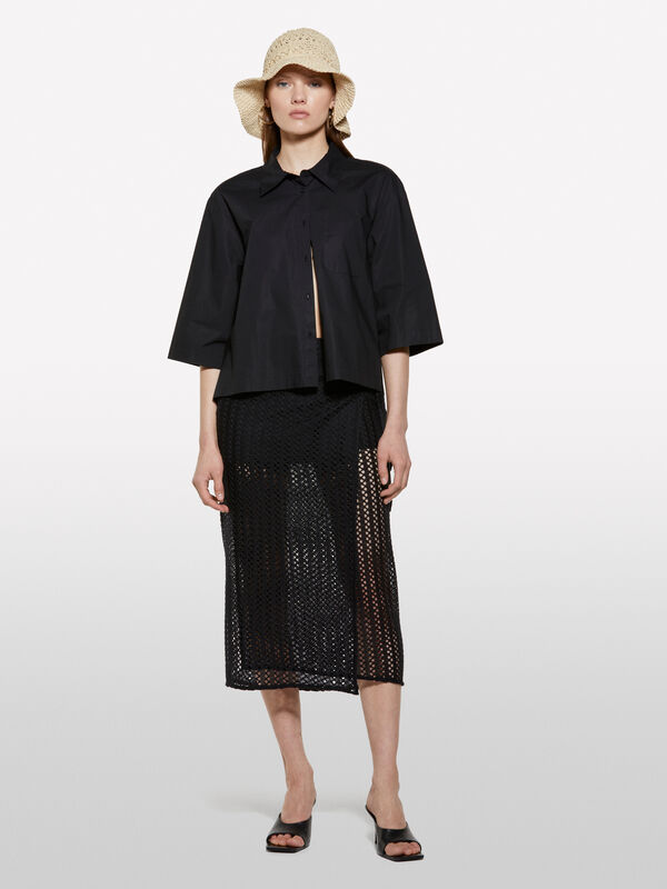 Pareo sarongue preto em crochê - novidades mulher | Sisley