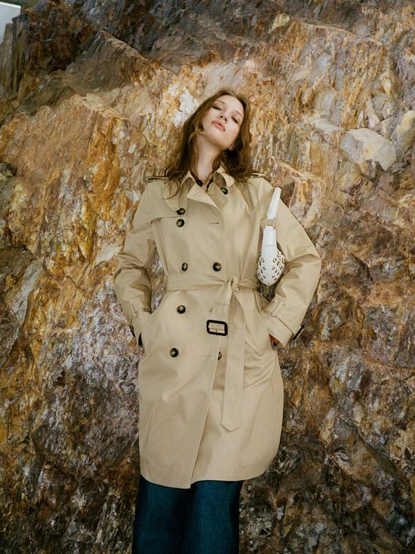 Trench camelo slim fit - trenches e impermeáveis para mulher | Sisley