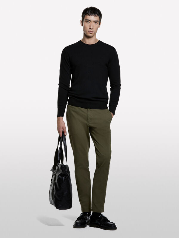 Camisola de gola redonda regular fit preta - camisolas gola redonda para homem | Sisley