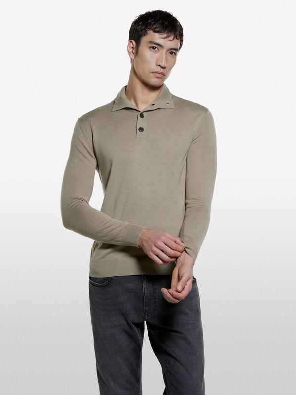 Beige sweater with high neck - camisolas gola alta para homem | Sisley