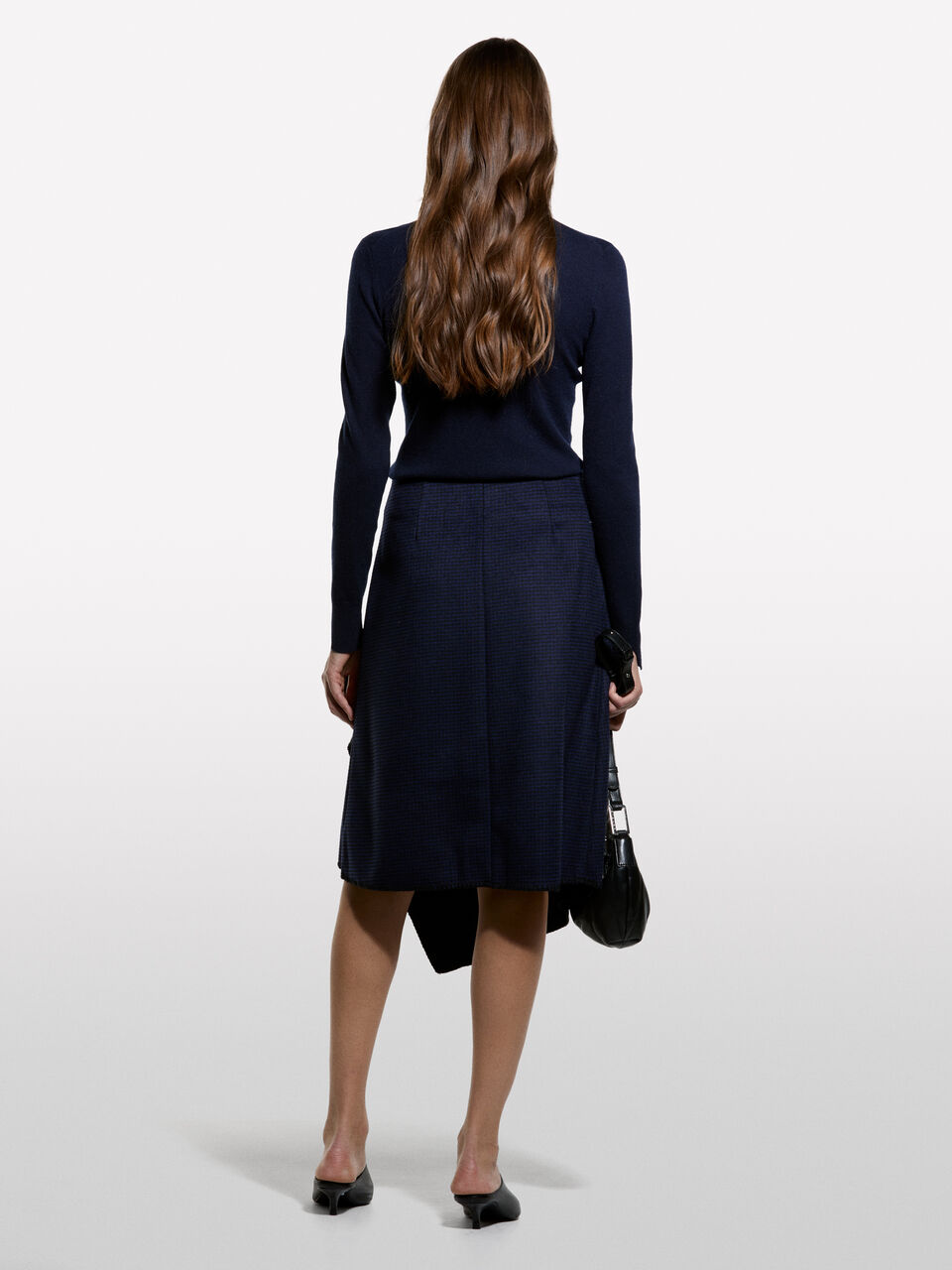 TURTLE NECK SWEATER Mulher image number null