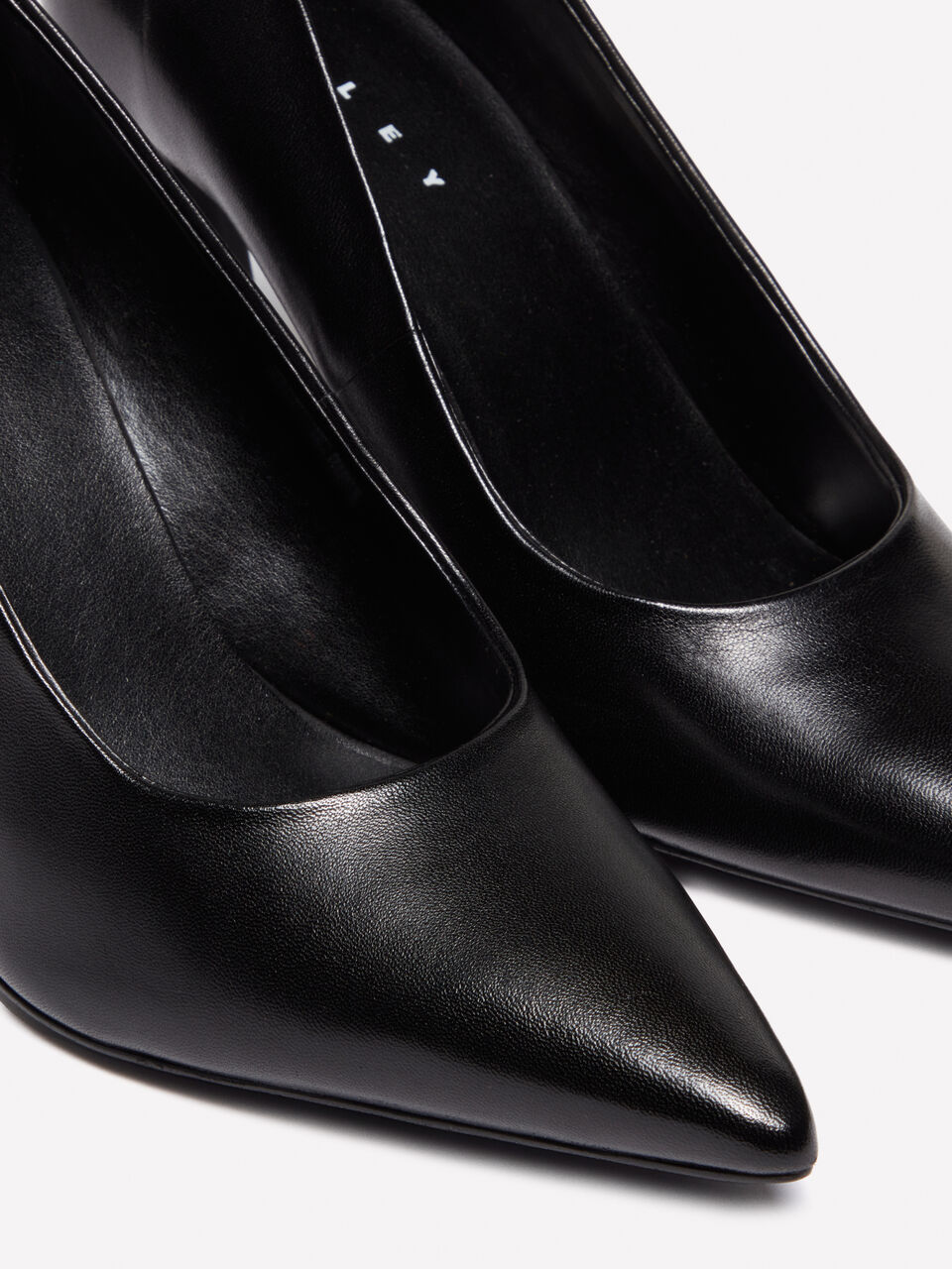 DECOLLETE Mulher image number null