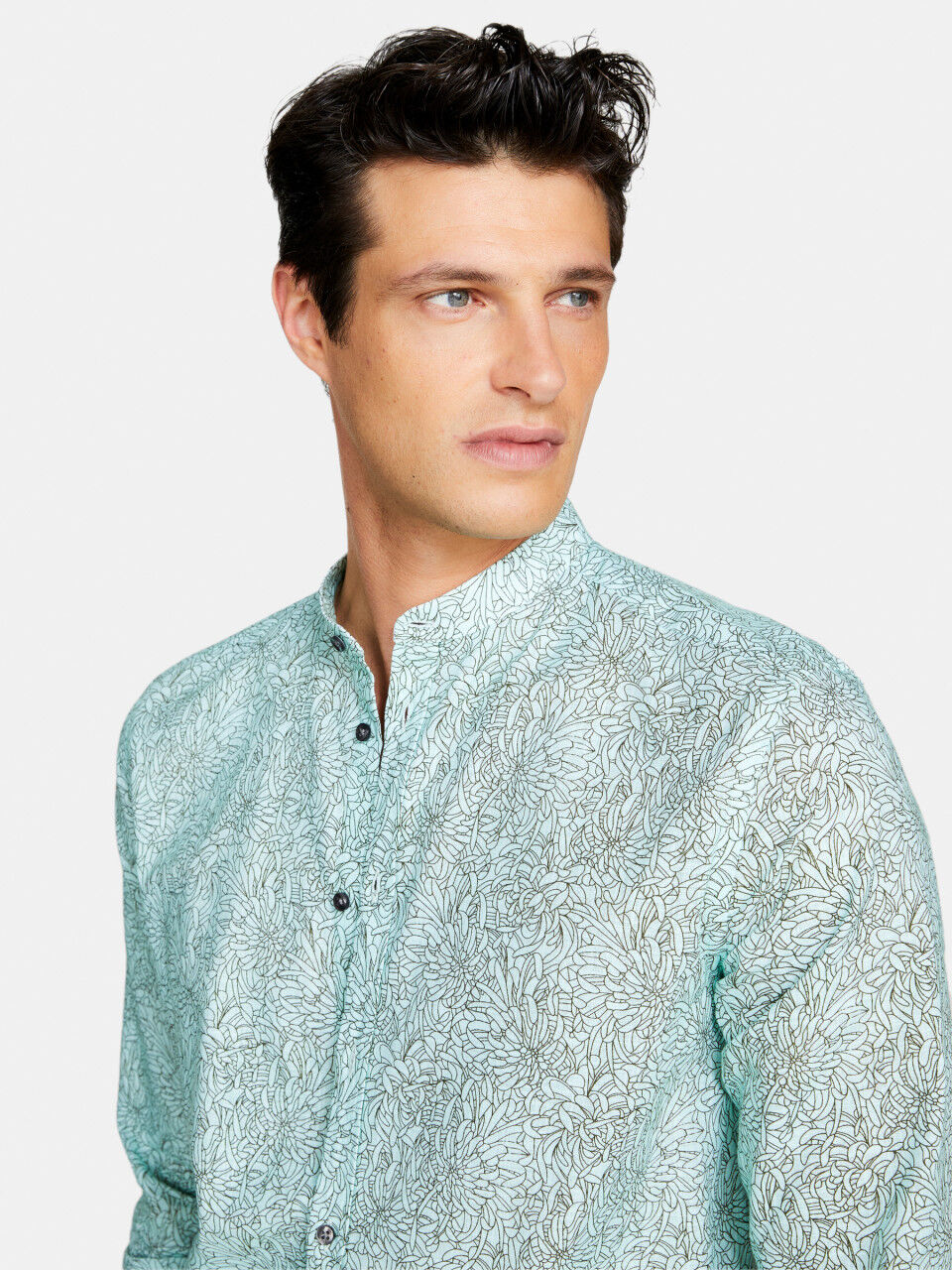 Camisa estampada com gola coreana