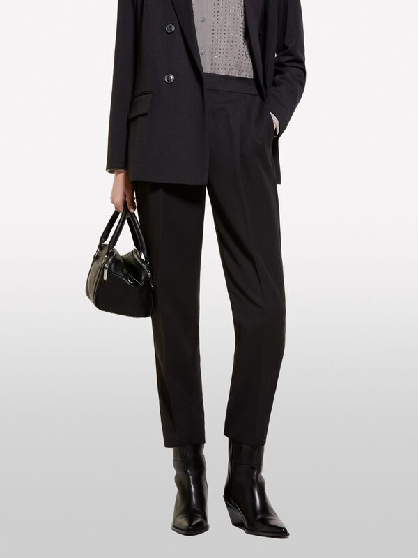 Joggers carrot fit preto - calças joggers para mulher | Sisley