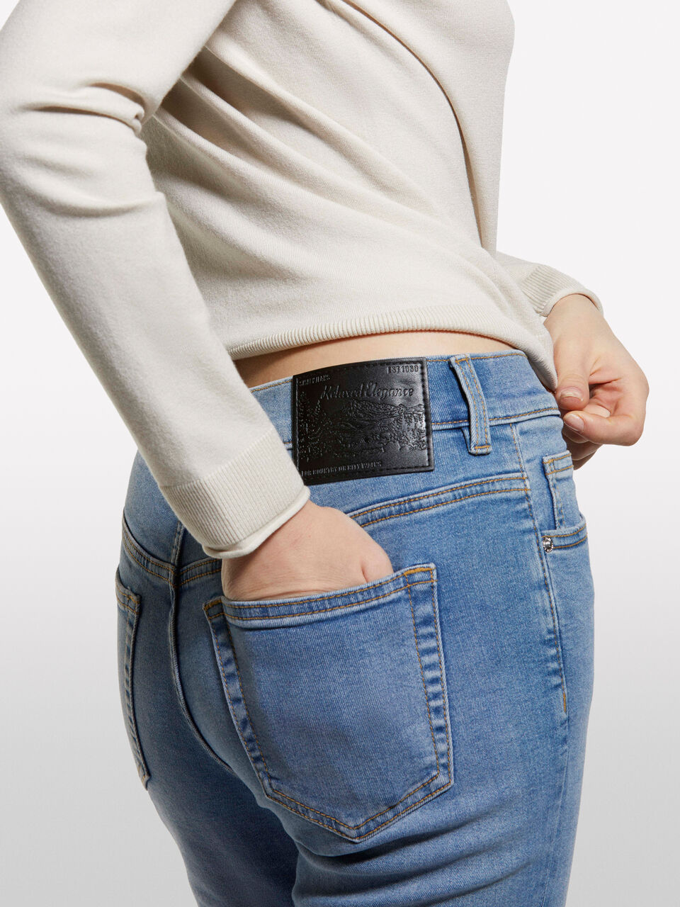 TROUSERS Mulher image number null