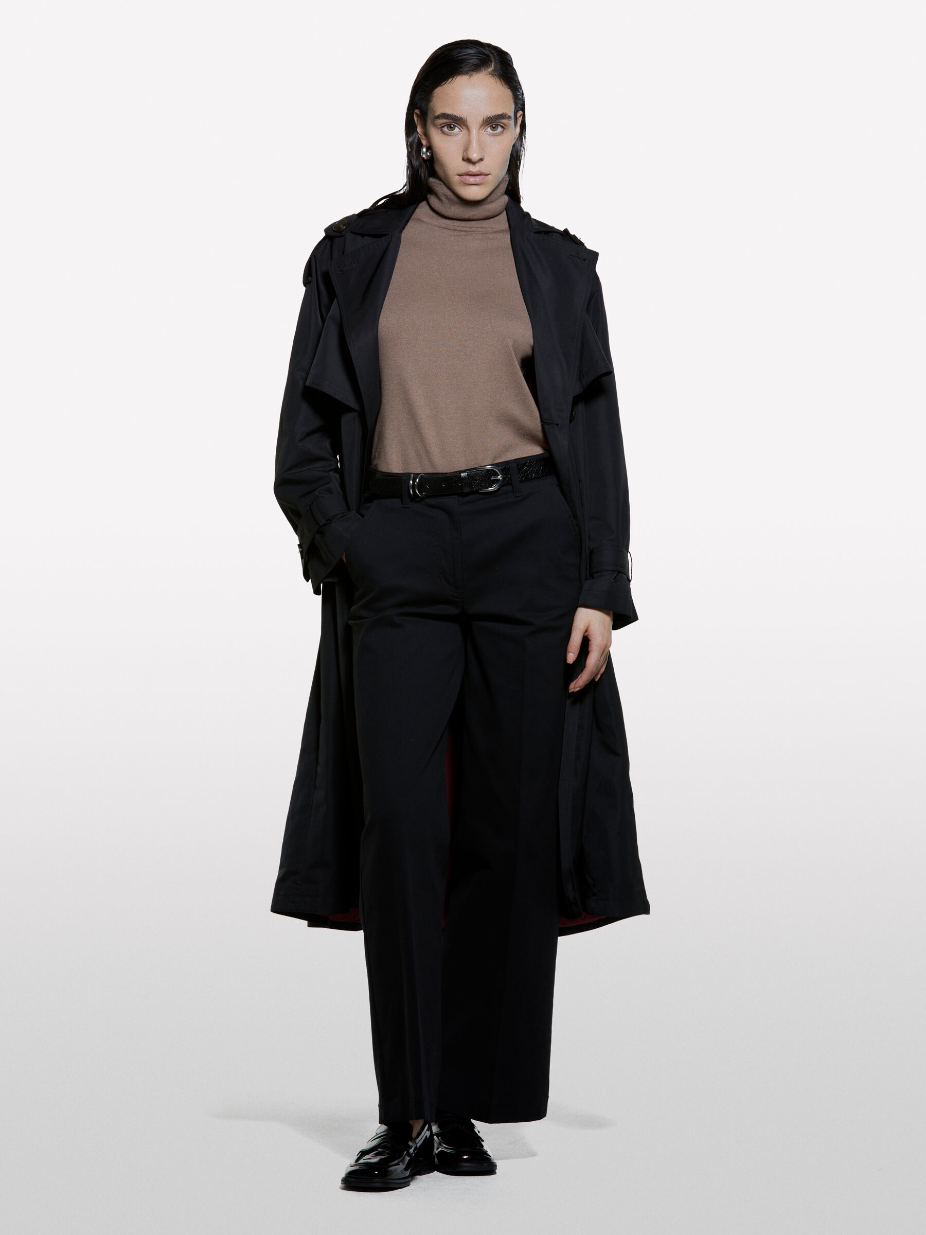 TURTLE NECK SWEATER Mulher image number null