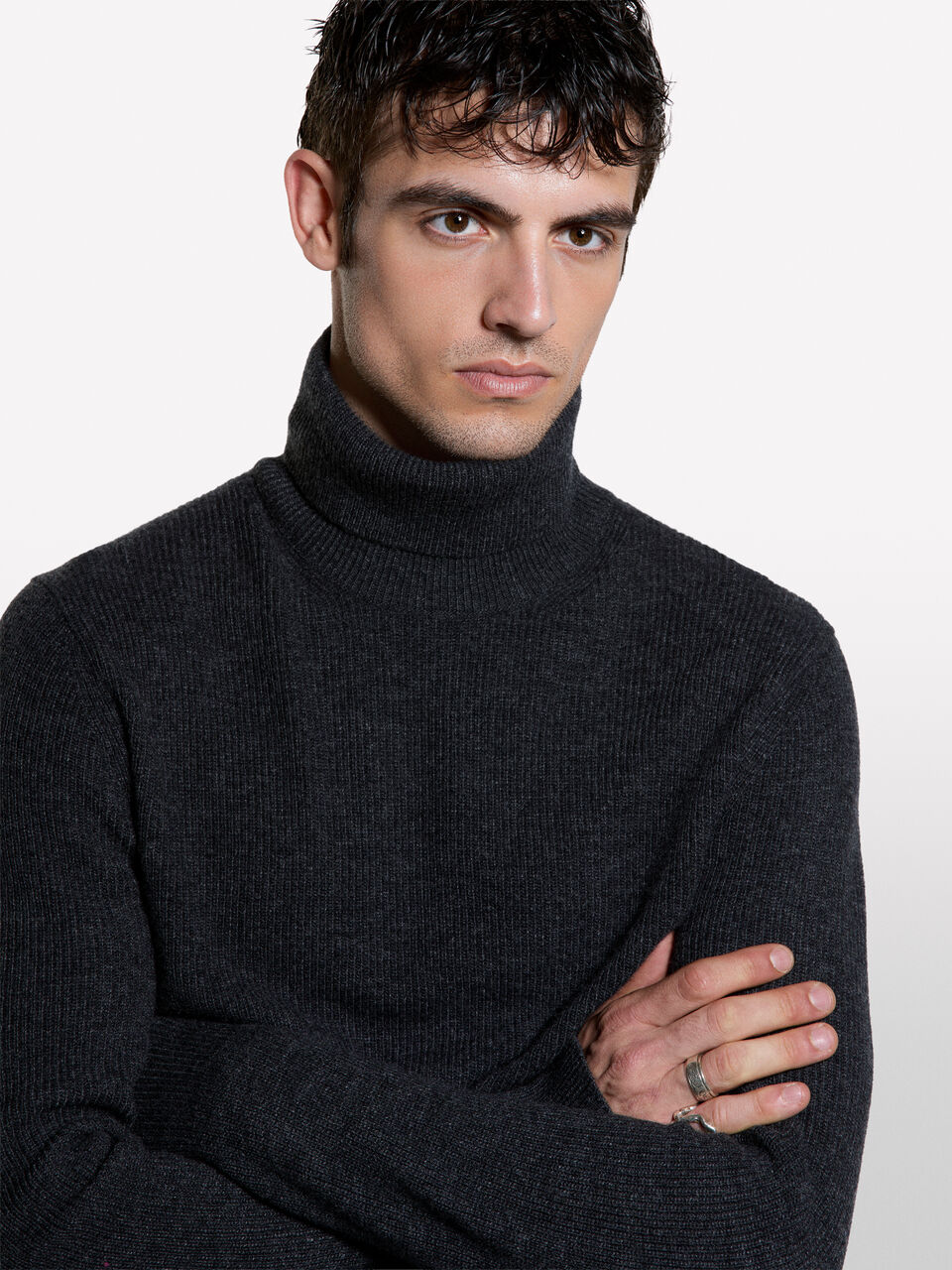 TURTLE NECK SWEATER Homem image number null