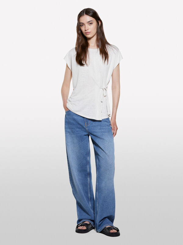 T-shirt branca com atilhos - t-shirt de manga curta para mulher | Sisley