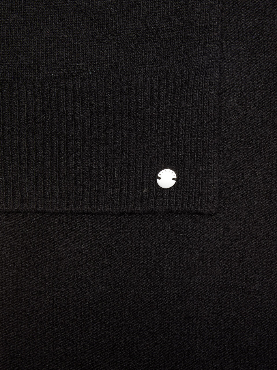 SCARF Homem image number null