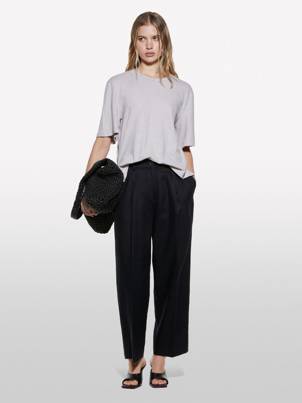 Calças pretas relaxed fit em 100% linho	 - calças regular para mulher | Sisley
