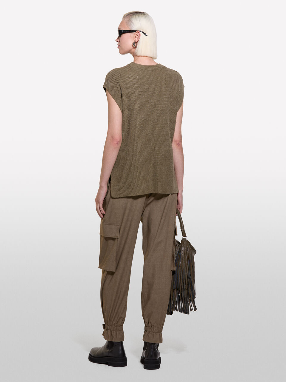 TURTLE NECK SWEATER Mulher image number null