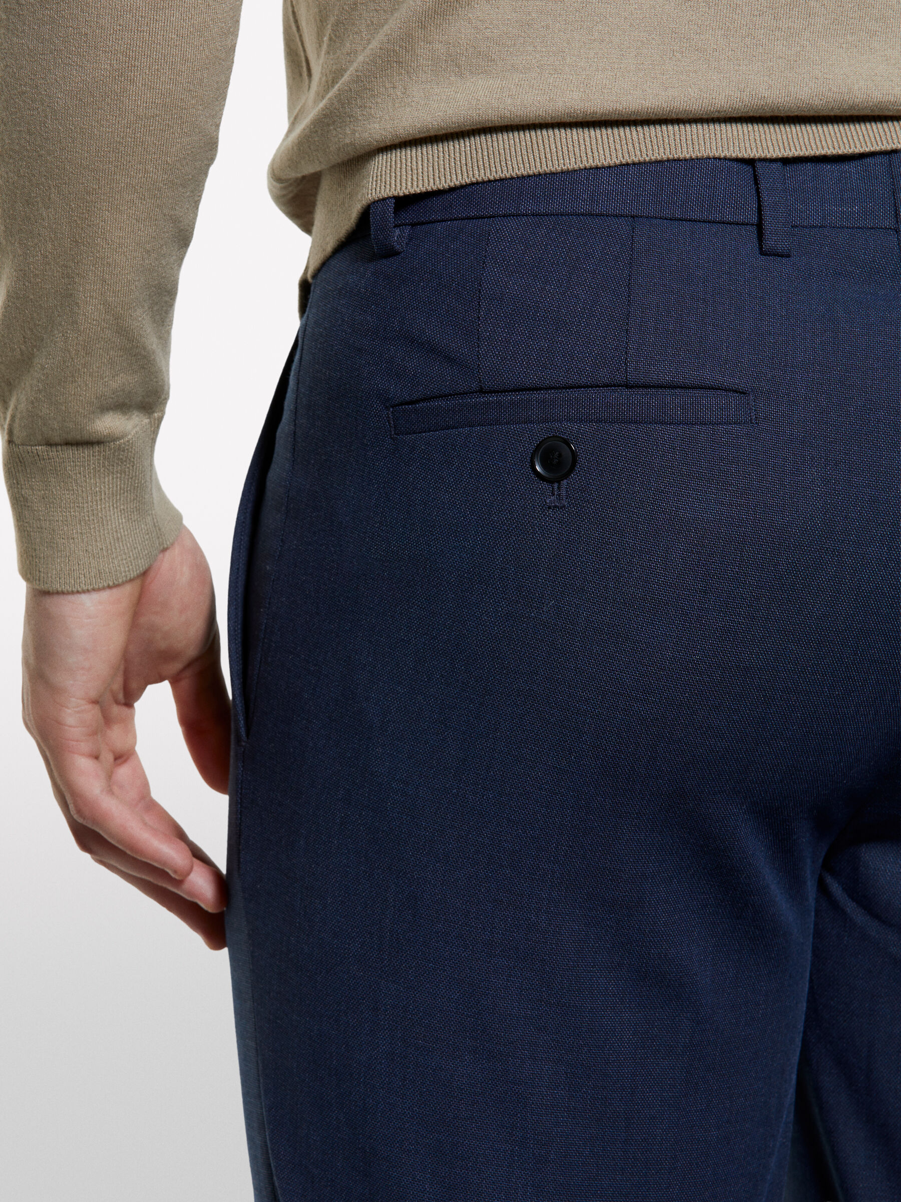 TROUSERS Homem image number null