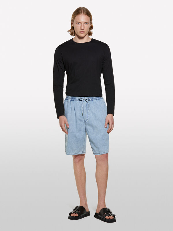 T-shirt de manga comprida slim fit preta - t-shirt de manga comprida para homem | Sisley