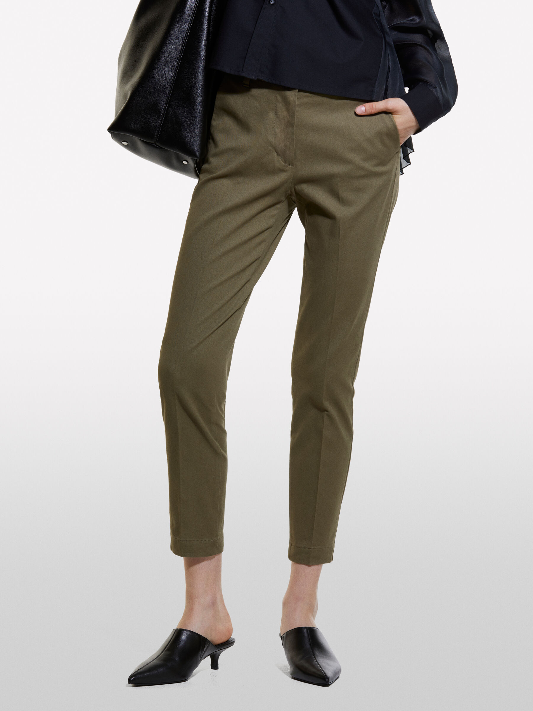 TROUSERS Mulher image number null