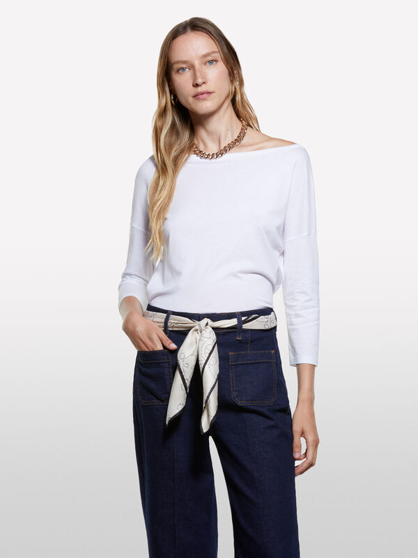 T-shirt branca com decote à barco - t-shirt de manga comprida para mulher | Sisley
