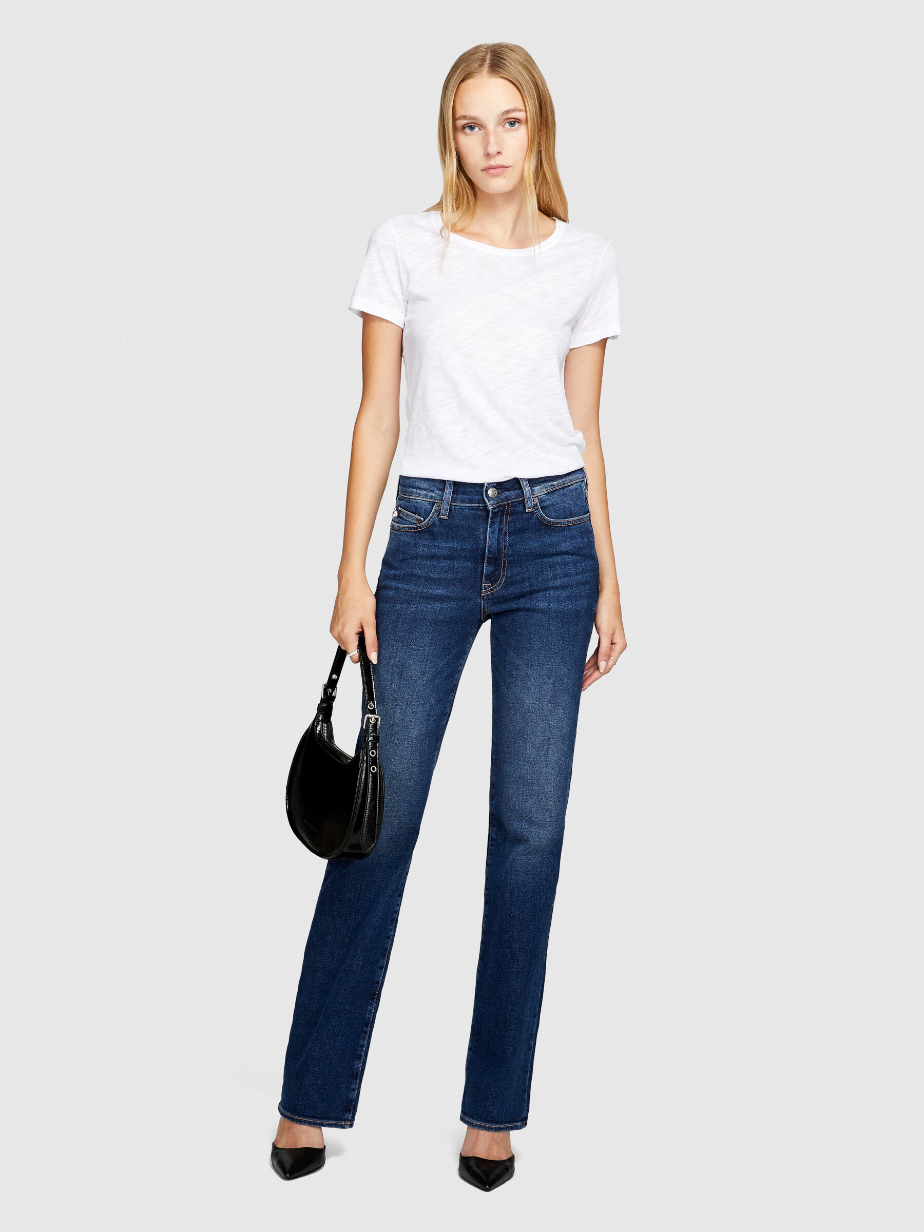 T-shirt decote redondo com corte vivo Mulher image number null