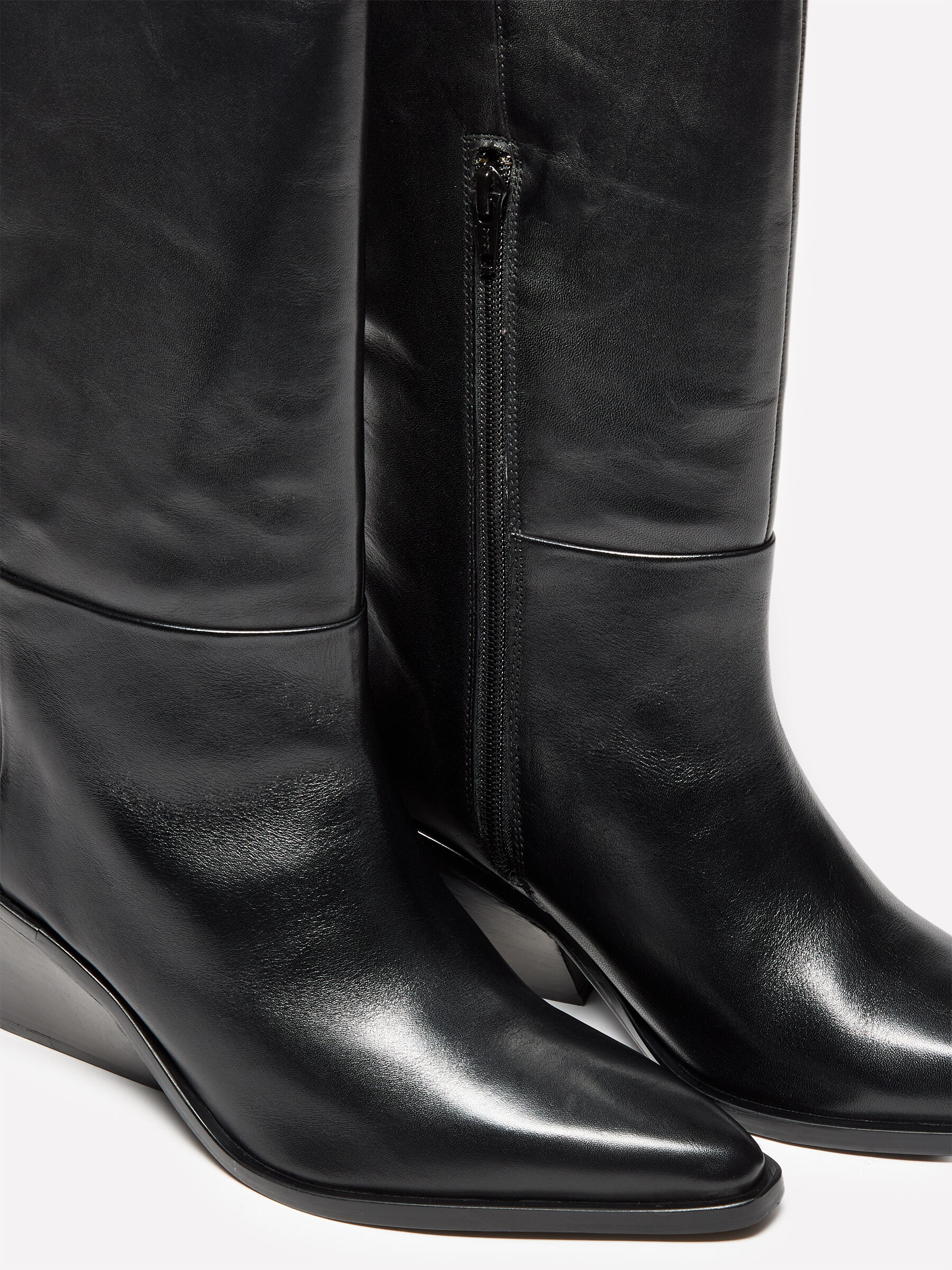 BOOT Mulher image number null