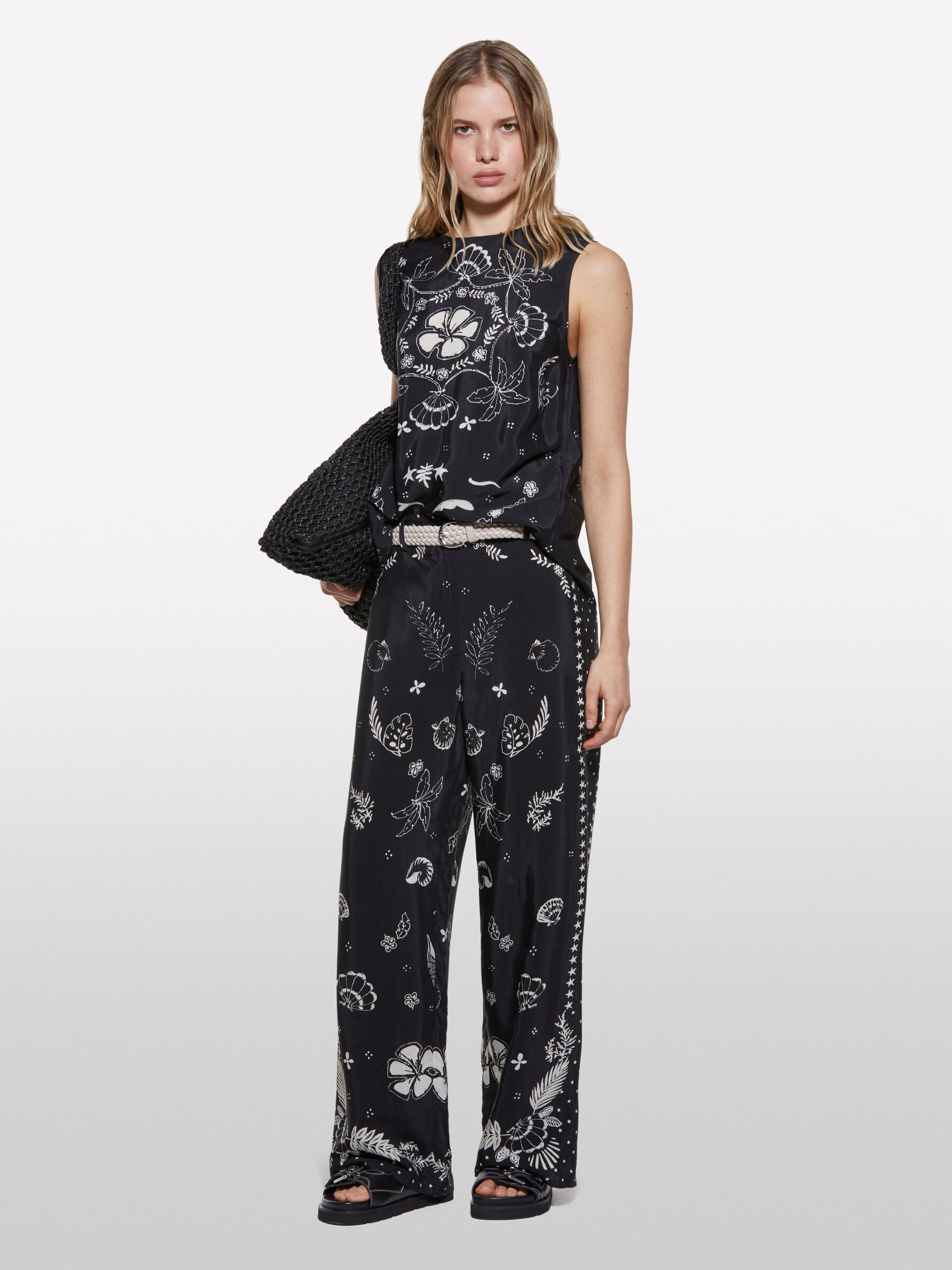 TROUSERS Mulher image number null