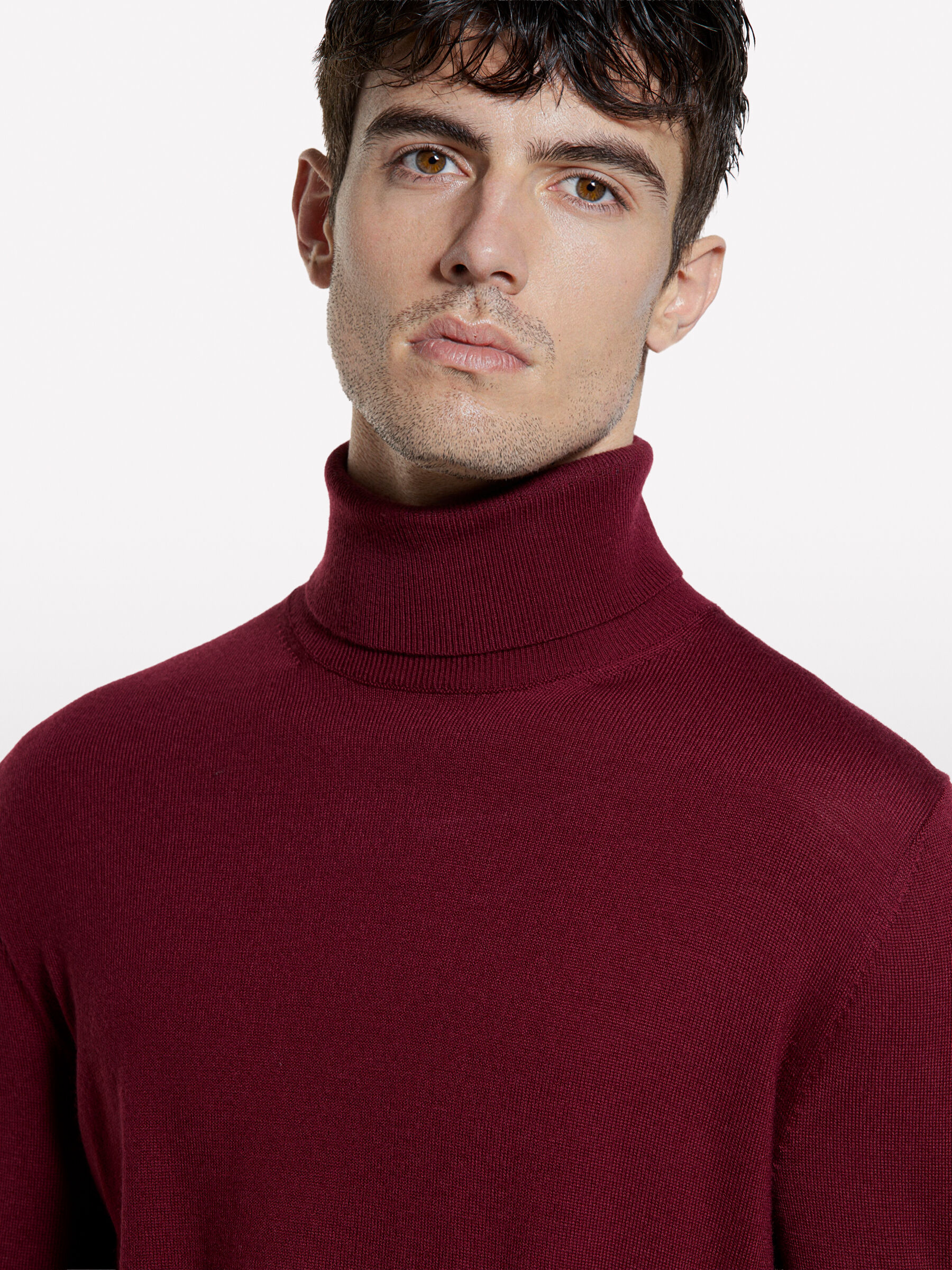 TURTLE NECK SWEATER Homem image number null