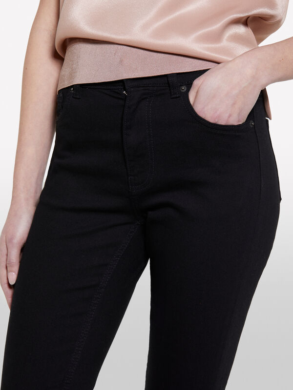 Jeans Style 69 slim fit preto - jeans slim fit para mulher | Sisley