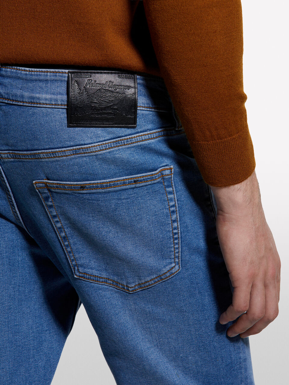 TROUSERS Homem image number null