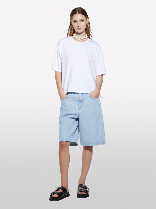 T-shirt branca com abertura atr&aacute;s - t-shirt de manga curta para mulher | Sisley