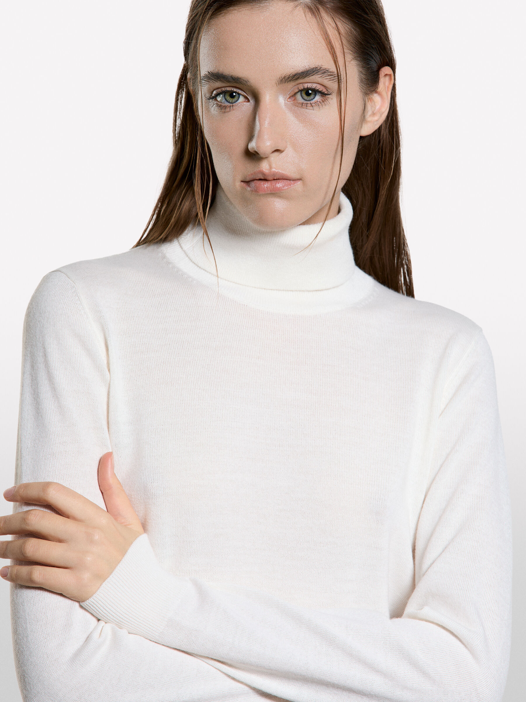 TURTLE NECK SWEATER Mulher image number null