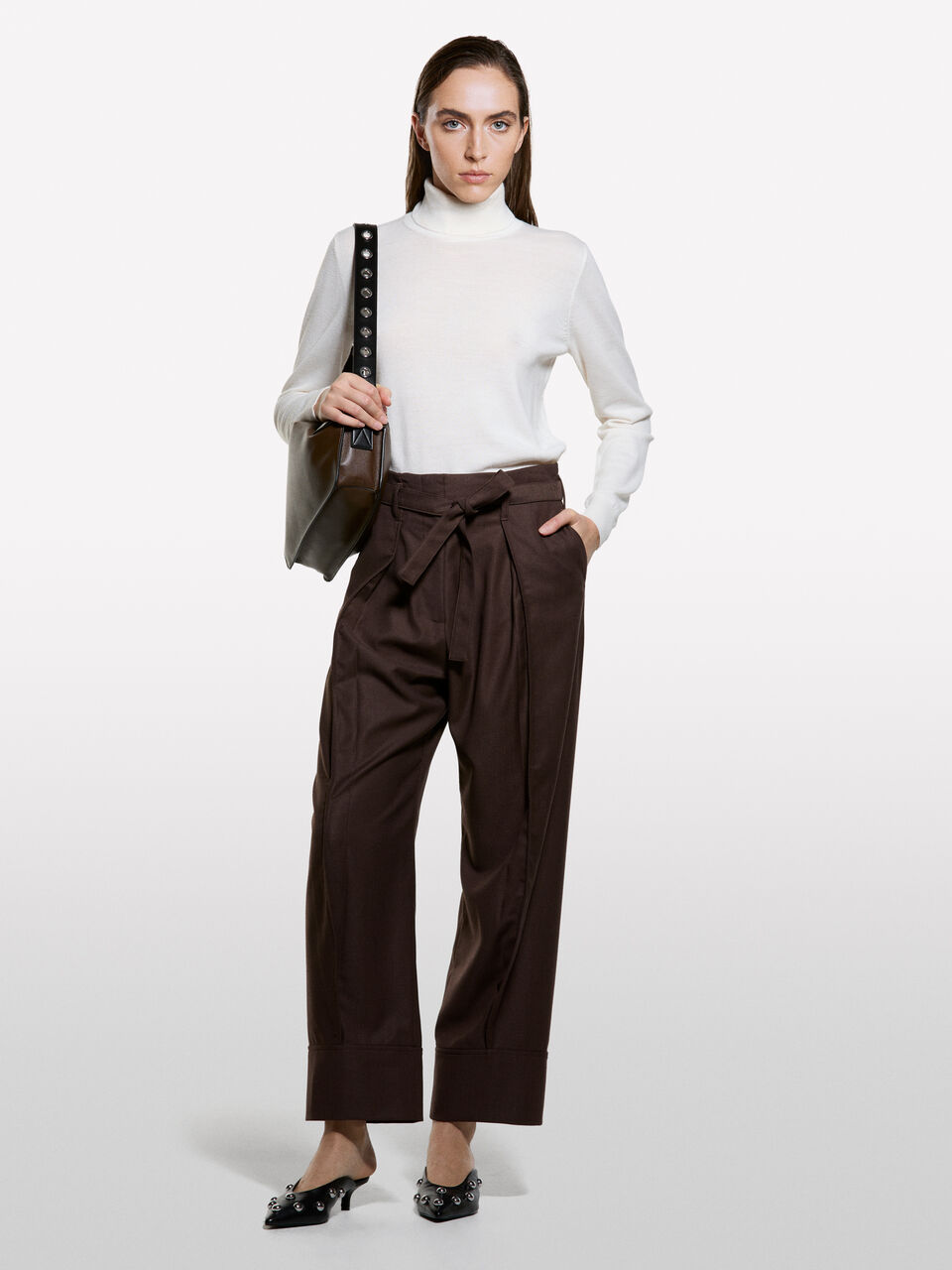 TURTLE NECK SWEATER Mulher image number null