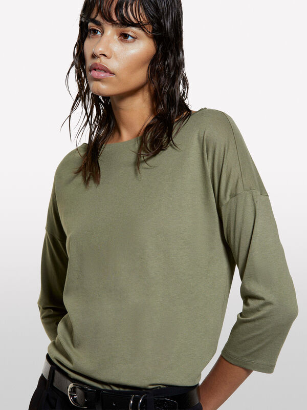 T-shirt verde militar com decote à barco - t-shirt de manga comprida para mulher | Sisley