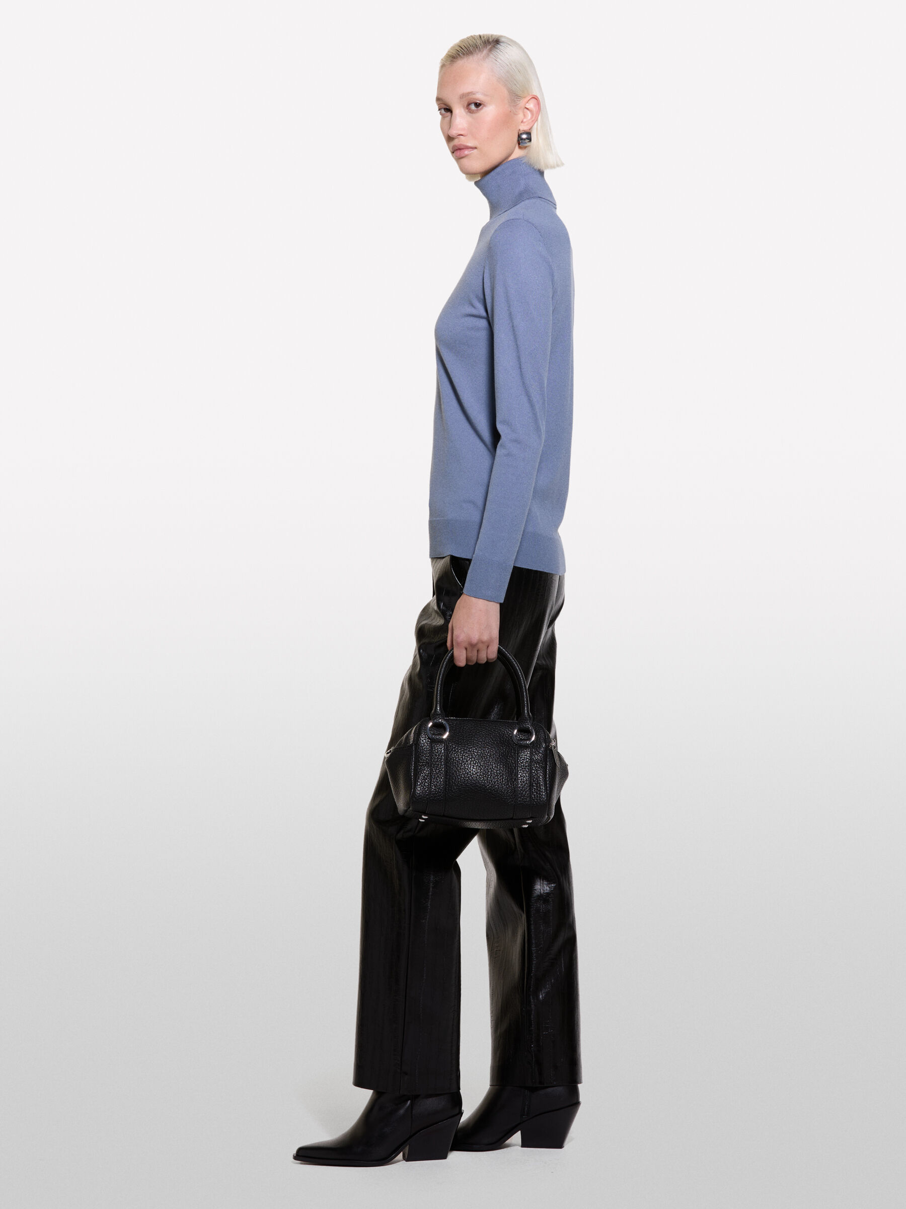 TURTLE NECK SWEATER Mulher image number null